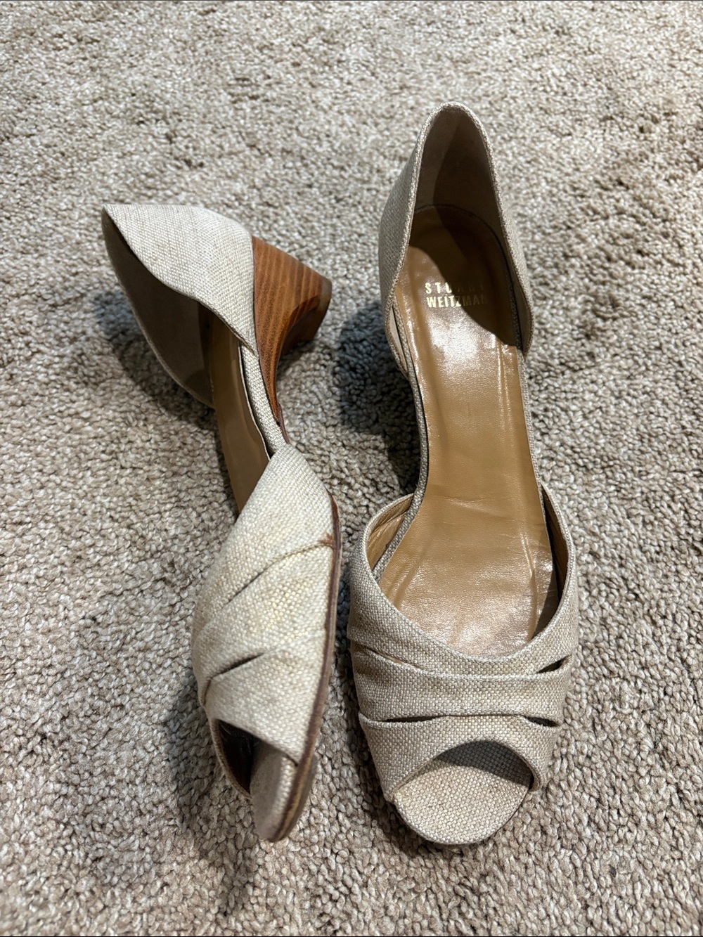 Stuart Weitzman Linen Twist Peep-Toe Mid Heels in Beige